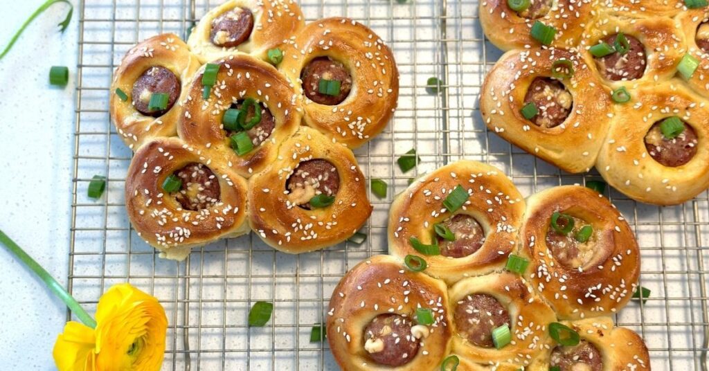 flour-shaped sausage rolls